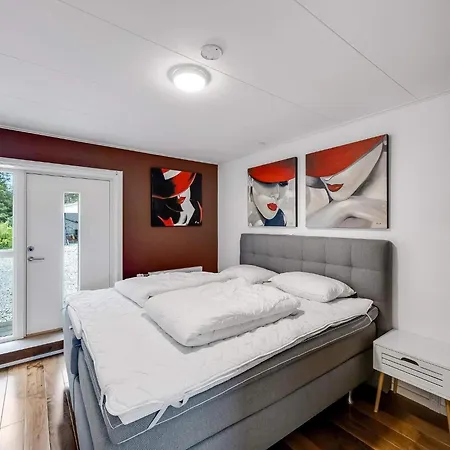 Holiday home 4 Star In *