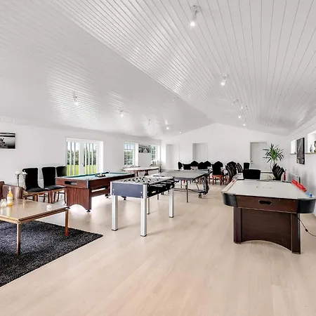 4 Star In Holiday home